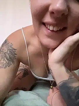 Snapshot of anonyme_hot47 chatting on November 2025 03:28:02 PM anonyme hot47 online show from November 2025 03:28:02 PM