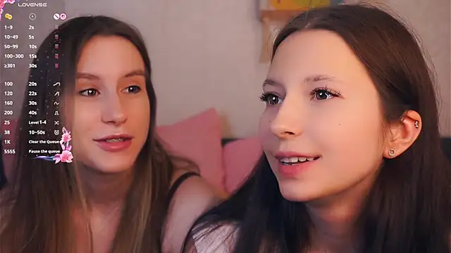 GabrielleLynchard online show from November 2025 07:24:01 PM