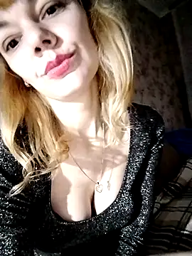 Snapshot of AliceSwan1122 chatting on October 2025 10:21:02 PM AliceSwan1122 online show from October 2025 10:21:02 PM