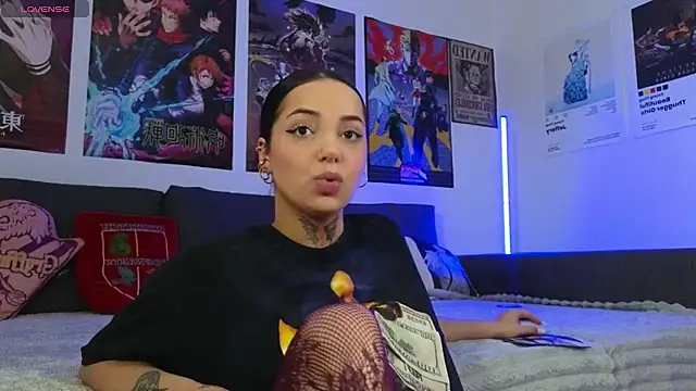 Snapshot of KiraQuinn1 chatting on September 2025 02:44:02 PM KiraQuinn1 online show from September 2025 02:44:02 PM