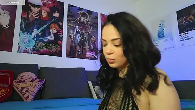 Snapshot of KiraQuinn1 chatting on November 2025 04:08:01 PM KiraQuinn1 online show from November 2025 04:08:01 PM