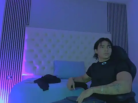 toji luxxer online show from September 2025 12:06:01 PM