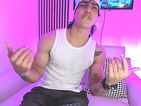 toji luxxer online show from September 2025 10:22:02 PM