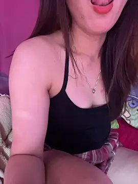 Moon pusy online show from November 2025 03:32:02 PM