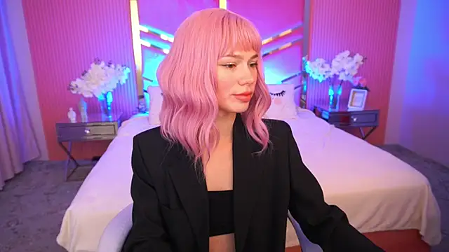 Snapshot of ShyySiren chatting on September 2025 06:26:02 AM ShyySiren online show from September 2025 06:26:02 AM