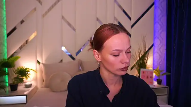 Snapshot of ShyySiren chatting on February 2026 03:32:01 PM ShyySiren online show from February 2026 03:32:01 PM