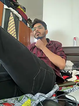 vikranthLong online show from October 2025 10:47:02 AM