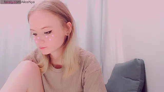 AliceNya cute online show from December 2025 04:28:02 AM