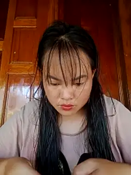 Snapshot of emilyzz chatting on May 2026 08:00:02 AM emilyzz online show from May 2026 08:00:02 AM