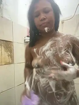 Snapshot of Milenvs chatting on February 2026 12:29:02 AM Milenvs online show from February 2026 12:29:02 AM