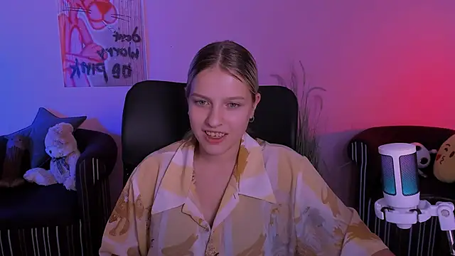 kaela spell  online show from November 2025 05:07:02 AM