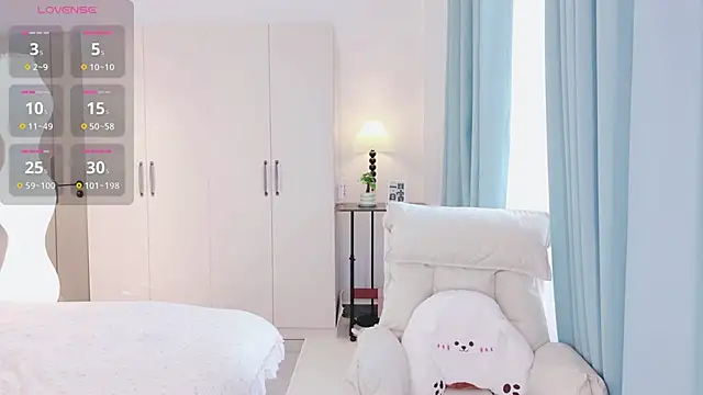 schoolgirl-nurse online show from December 2025 01:22:01 AM