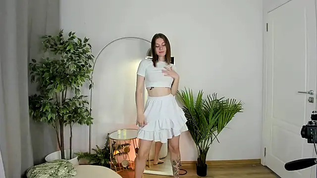 Snapshot of Pink_Muse chatting on November 2025 01:56:02 PM Pink Muse online show from November 2025 01:56:02 PM