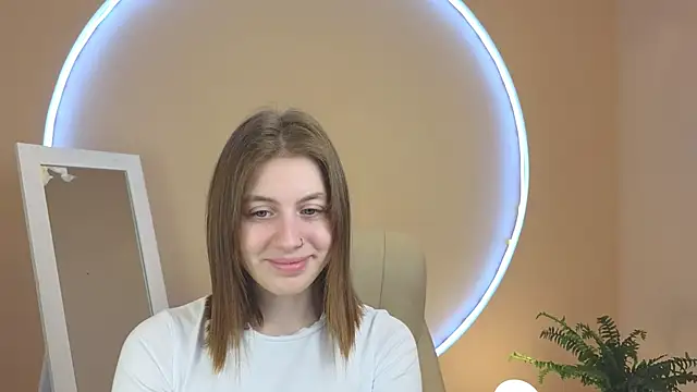 Snapshot of Pink_Muse chatting on November 2025 01:43:03 PM Pink Muse online show from November 2025 01:43:03 PM