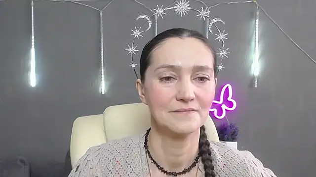 TayaFinch online show from April 2026 11:16:02 AM