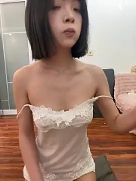 qiqi x online show from March 2026 02:12:02 PM