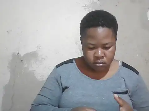 Snapshot of Bustyass93 chatting on October 2025 07:33:01 AM Bustyass93 online show from October 2025 07:33:01 AM