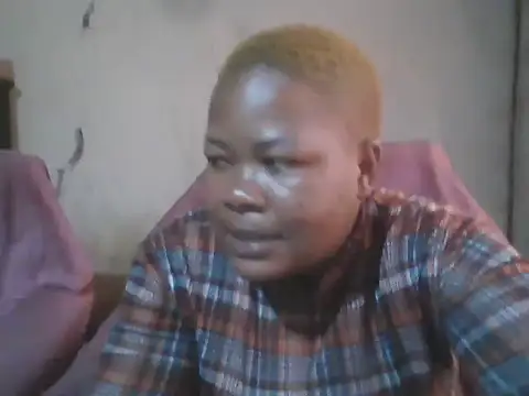 Snapshot of Bustyass93 chatting on January 2026 01:27:02 PM Bustyass93 online show from January 2026 01:27:02 PM