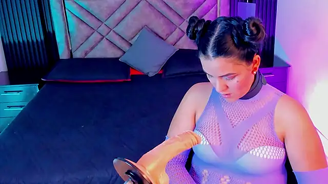 Daniwhatson online show from October 2025 12:20:01 AM