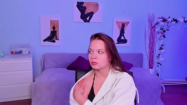 Snapshot of BetsyKiss chatting on September 2025 07:32:01 AM BetsyKiss online show from September 2025 07:32:01 AM