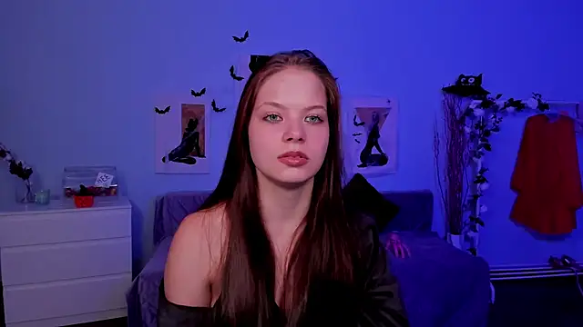 Snapshot of BetsyKiss chatting on October 2025 05:15:02 PM BetsyKiss online show from October 2025 05:15:02 PM