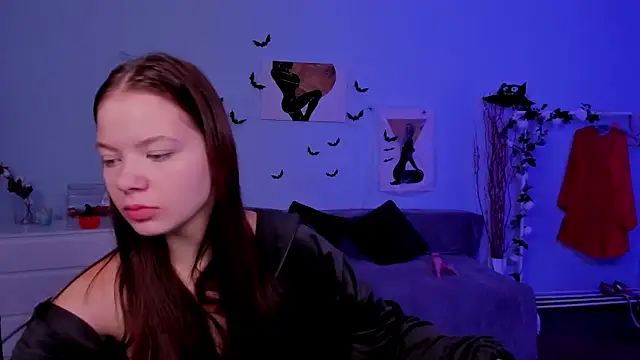 Snapshot of BetsyKiss chatting on October 2025 06:48:01 AM BetsyKiss online show from October 2025 06:48:01 AM