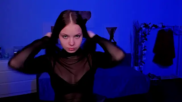 Snapshot of BetsyKiss chatting on November 2025 05:04:01 PM BetsyKiss online show from November 2025 05:04:01 PM