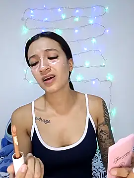 MiQeilaSweet online show from February 2026 02:26:02 PM