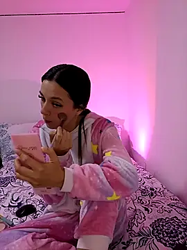 MiQeilaSweet online show from March 2026 06:14:02 PM