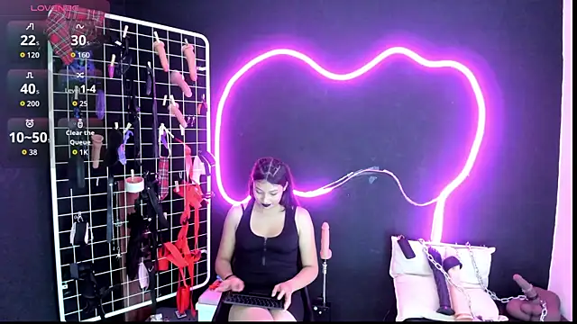 Snapshot of Mistress_Megan_BDSM chatting on October 2025 07:13:02 PM Mistress Megan BDSM online show from October 2025 07:13:02 PM