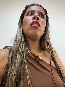 EMILIIA RICHTER   online show from June 2026 07:23:01 PM