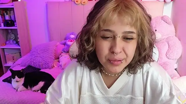 NekoWaifu online show from March 2026 02:43:01 PM