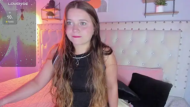 sophiee09  online show from January 2026 03:12:02 AM