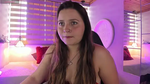 Snapshot of sophiee09_ chatting on April 2026 01:38:02 PM sophiee09 online show from April 2026 01:38:02 PM