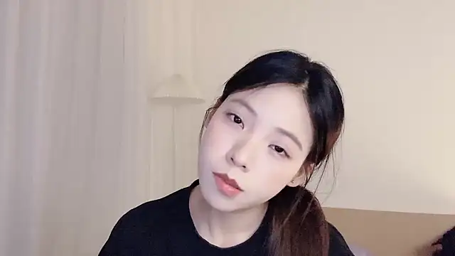 Meng 777 online show from November 2025 12:48:02 PM