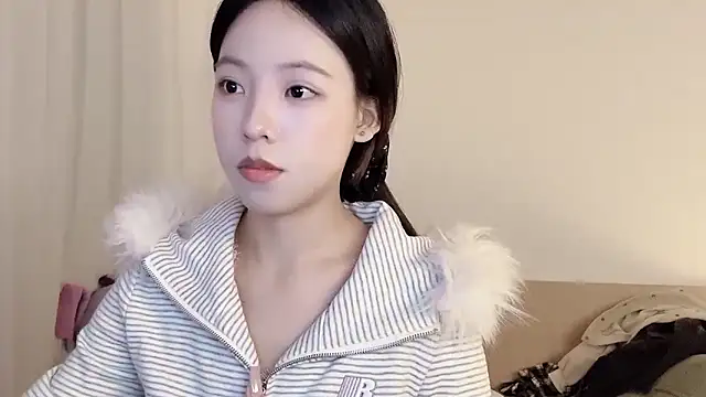 Meng 777 online show from November 2025 10:52:02 AM