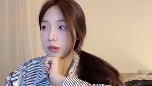 Meng 777 online show from March 2026 12:01:02 PM