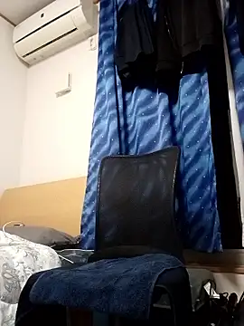 Snapshot of aa135777 chatting on November 2025 12:50:02 PM aa135777 online show from November 2025 12:50:02 PM