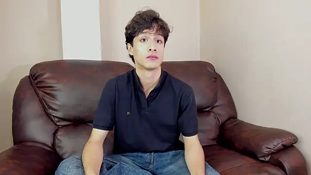 Xam Collen online show from November 2025 03:44:01 PM