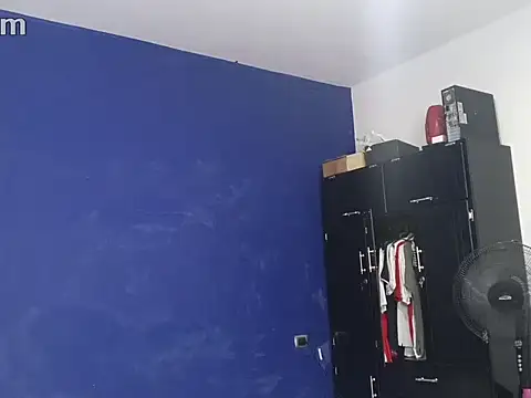 Snapshot of ROGERMACKENZIE chatting on February 2026 04:44:02 PM ROGERMACKENZIE online show from February 2026 04:44:02 PM