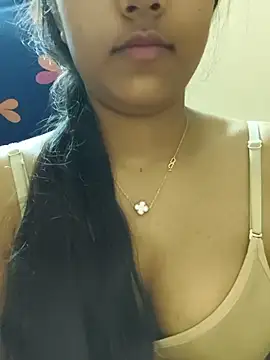 reetika6375 online show from June 2026 08:37:02 PM