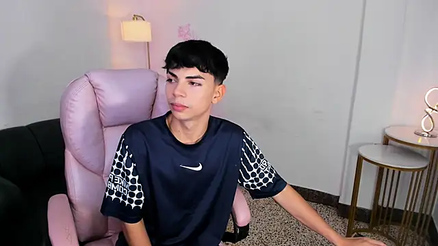 Peter chase online show from December 2025 05:20:02 PM