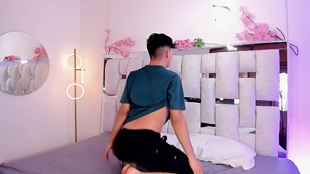 Peter chase online show from April 2026 12:27:02 AM