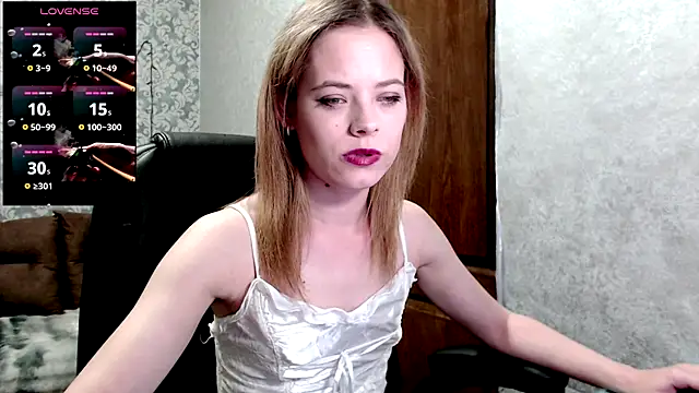 Kate  Loves online show from July 2026 07:17:02 PM