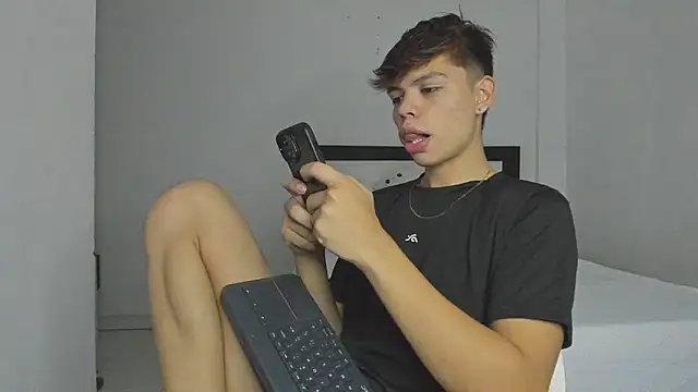 Zacktorres  online show from January 2026 01:09:02 AM