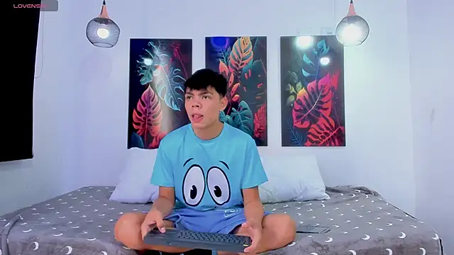 Zacktorres  online show from May 2026 08:32:01 PM