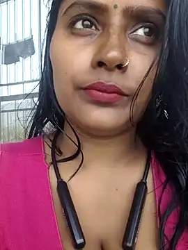 Jasmine Januja online show from February 2026 11:02:01 AM