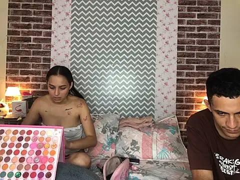 KaMila M00N online show from September 2025 03:15:01 PM