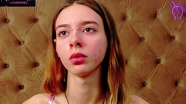 CoraVex online show from November 2025 05:09:02 AM