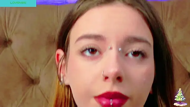 CoraVex online show from December 2025 05:12:02 AM